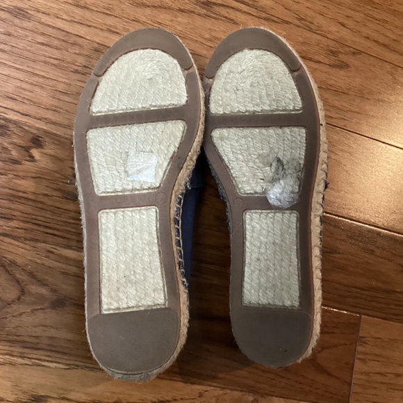 J.CREW Navy Neon Flamingo Canvas Cap Toe Colorblock Slip On Espadrilles Size 5.5 - Picture 6 of 6